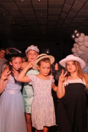 Photo 104